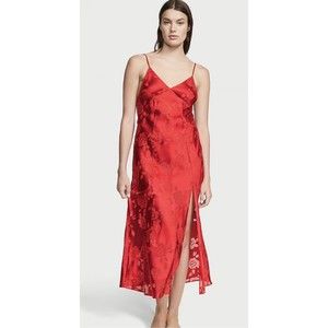 VICTORIA'S SECRET VS Archives Burnout Satin Slip Red Valentine NWT XS Lingerie